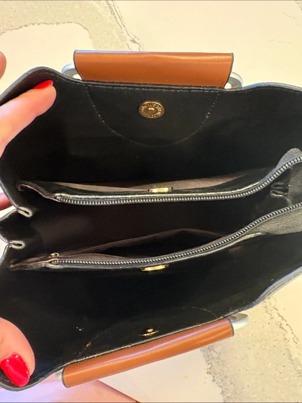 Jingshandianshu Black & Brown Top-Handle Leather Tote 10 by 9